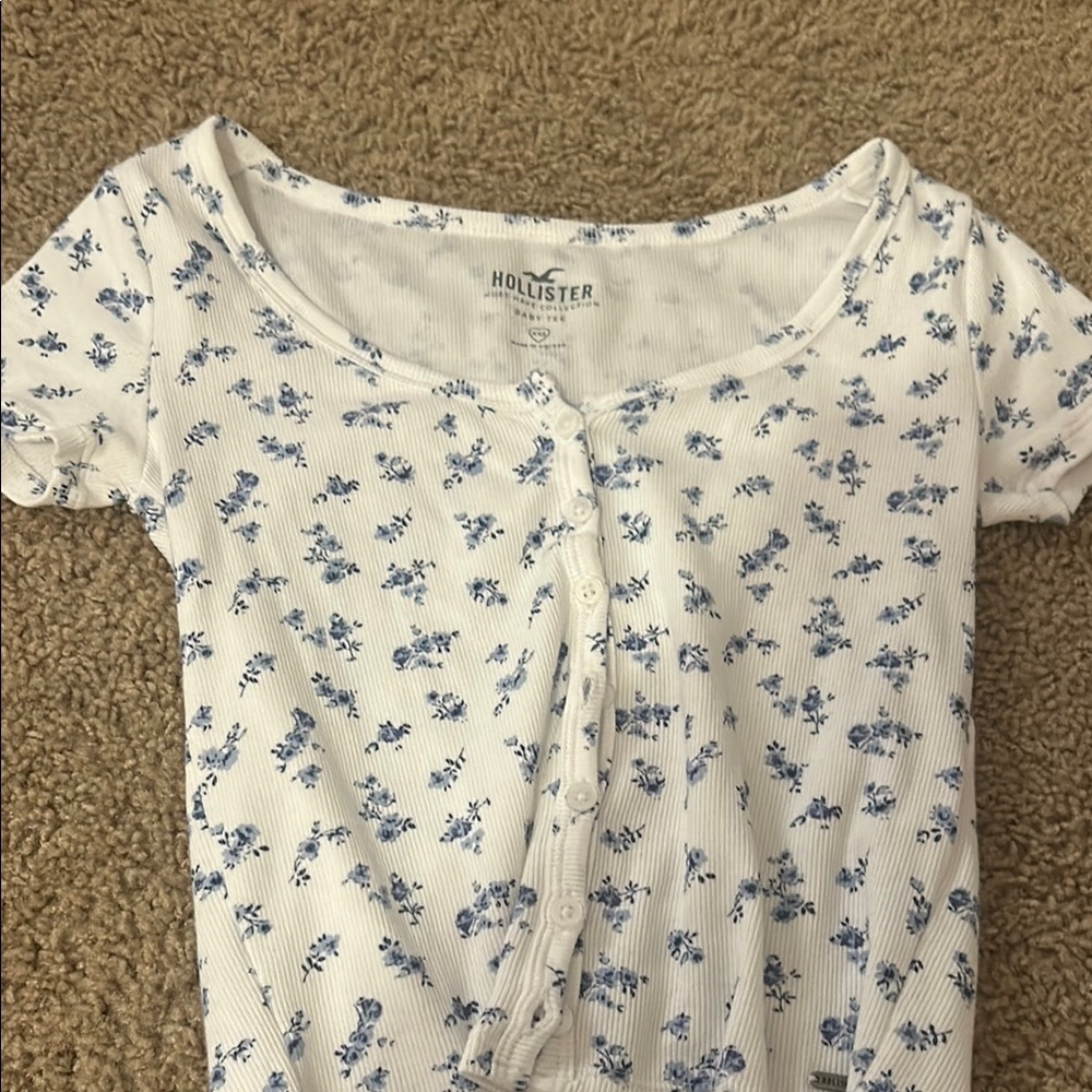 Hollister Floral White and Blue Top